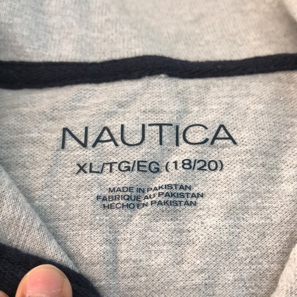 Polos - Picture 5 of 5